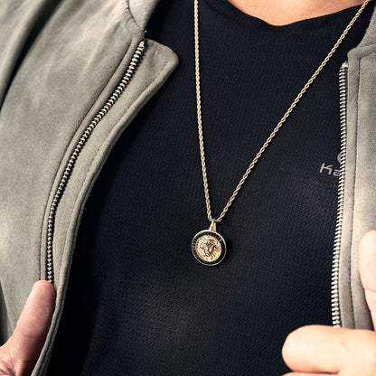Medalla León Gemas Negras